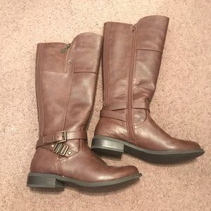 Guess boots